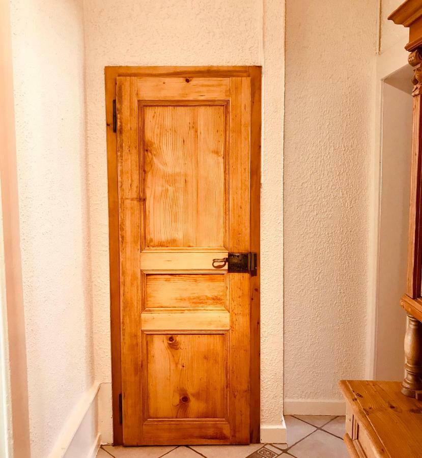 Appartement 1Bijou ラショー・ド・フォン エクステリア 写真