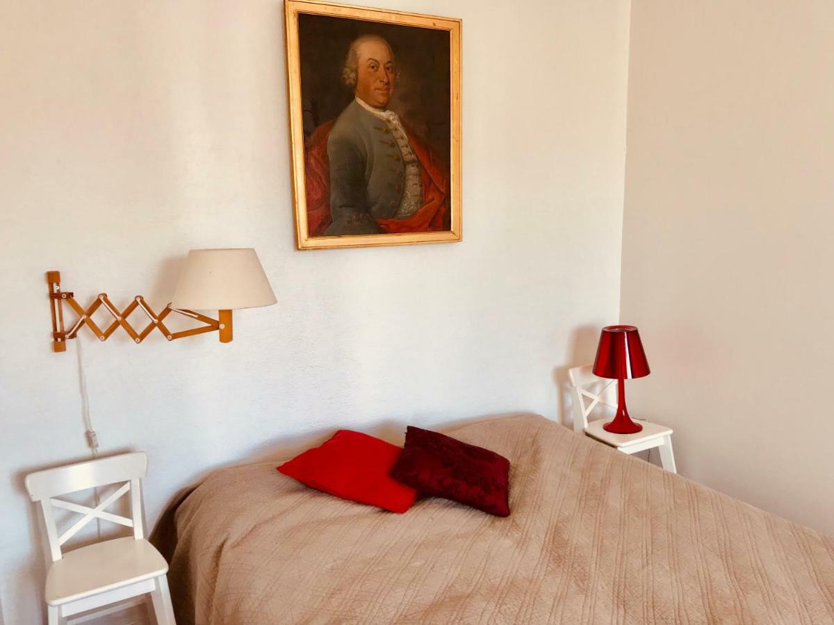 Appartement 1Bijou ラショー・ド・フォン エクステリア 写真